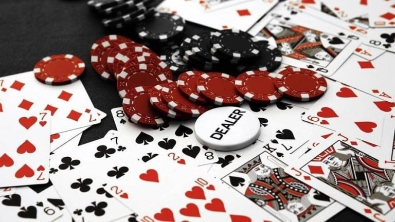 Layar kategori permainan kogama menampilkan pilihan sportsbook dan kasino